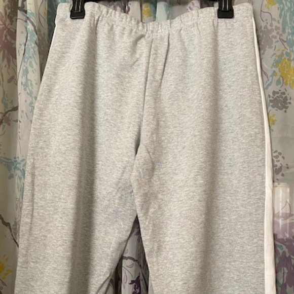 G.W. Sport Elastic/Drawstring Waist Capri Sweat Pant, size Large - Picture 4 of 5